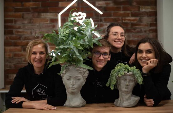 Art-Flowers-Team Art Flowers Team