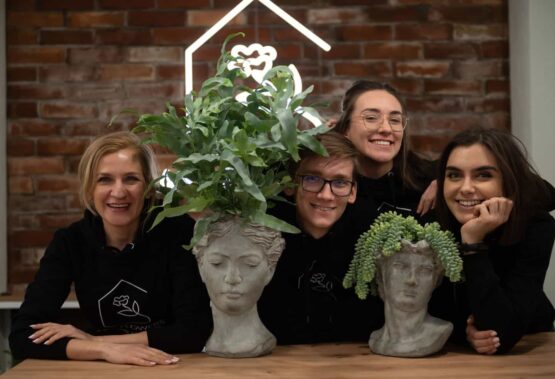Art-Flowers-Team Art Flowers Team